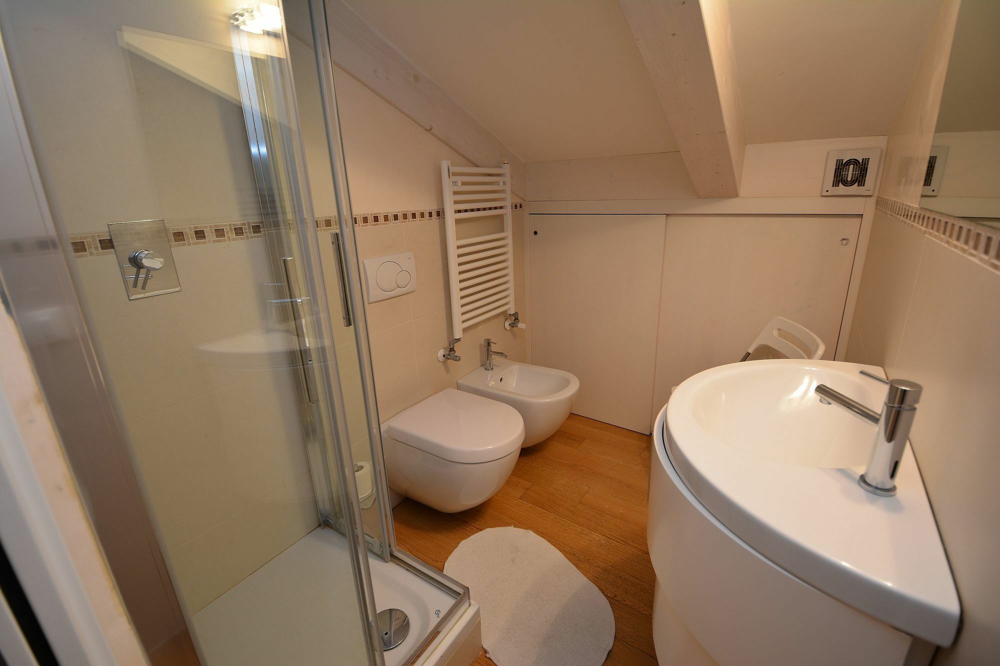 Guggenheim Museum, Cool, 6Pax,Wifi, Aircnd Apartman Velence Kültér fotó